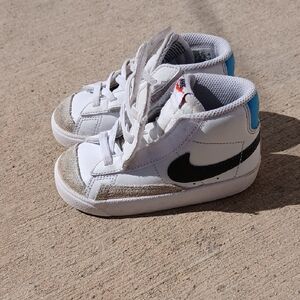 Nike Blazer Mid '77 "White/Black" Toddler Kids' Shoe 8C